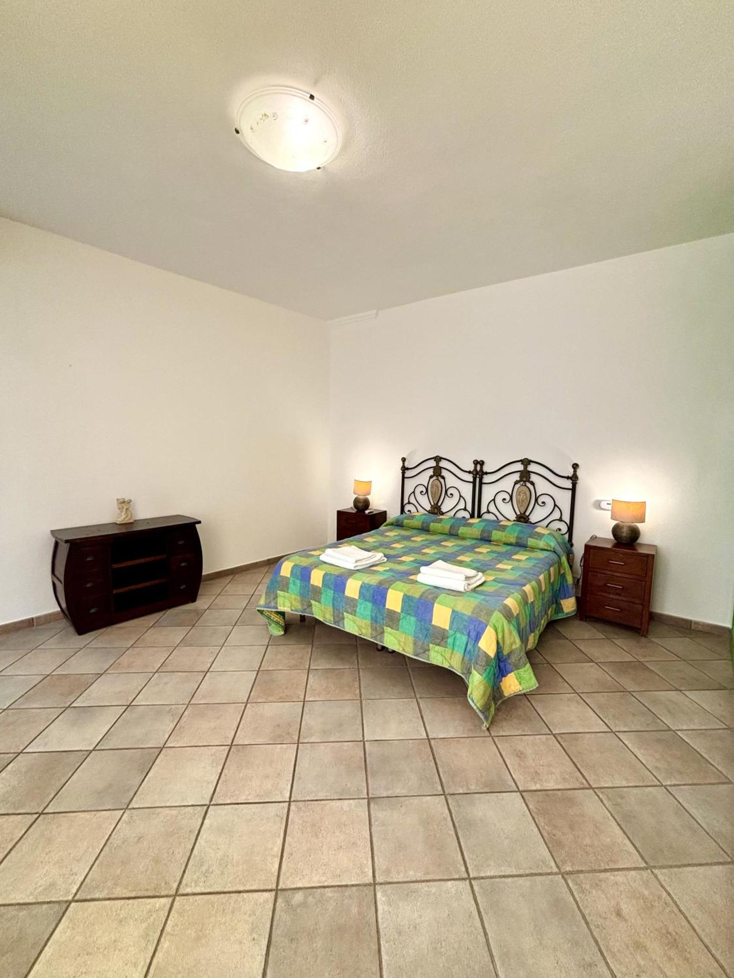 Kallistos Suites & Apartments ガリポリ エクステリア 写真