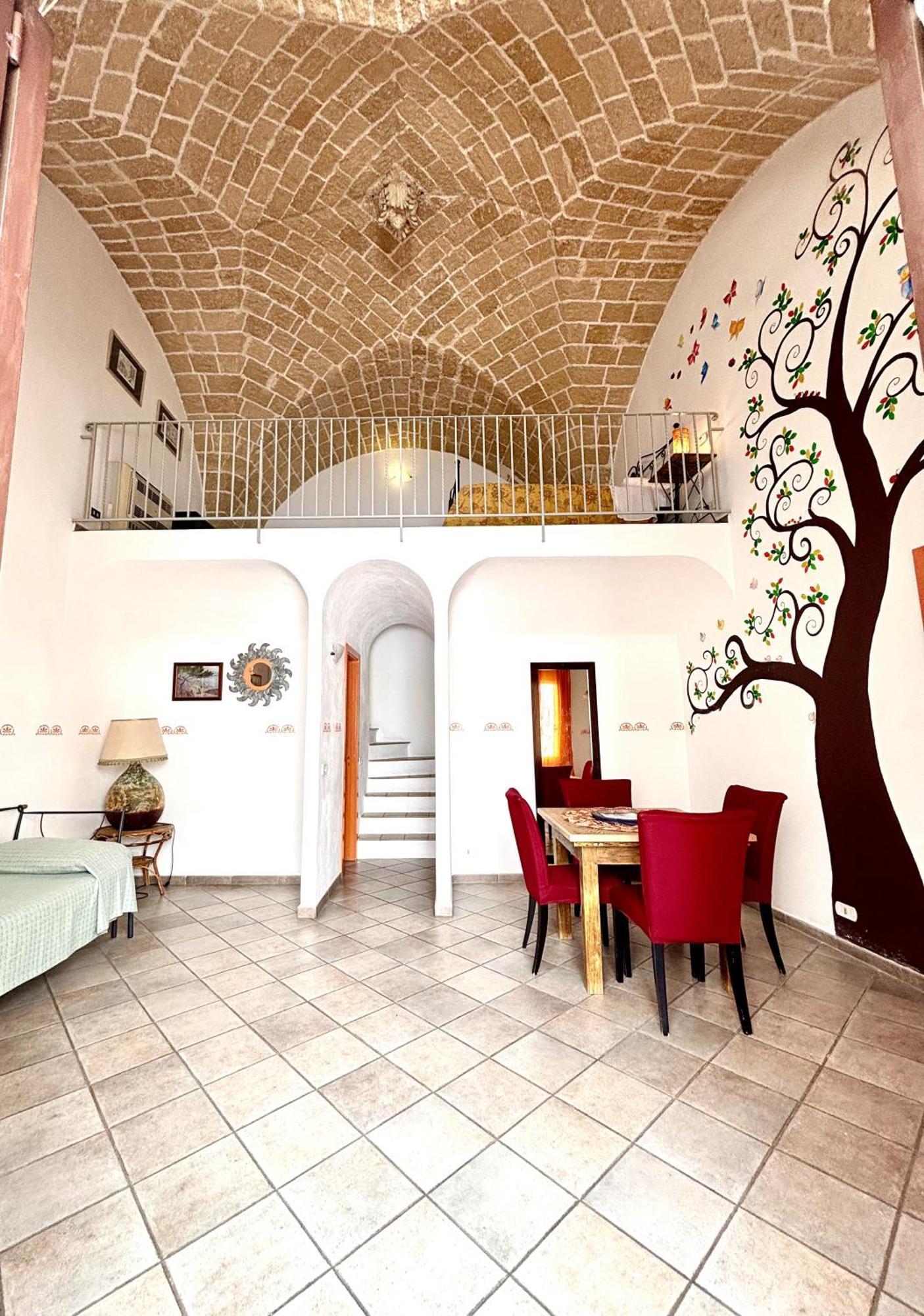 Kallistos Suites & Apartments ガリポリ エクステリア 写真